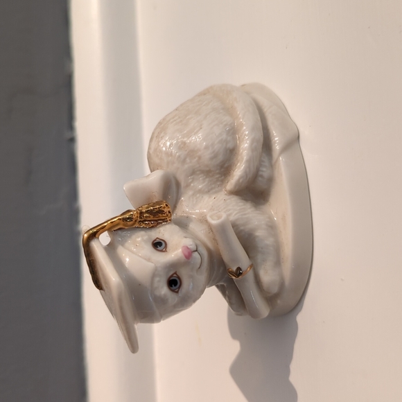Lenox Graduation Porcelain Cat - Picture 4 of 7
